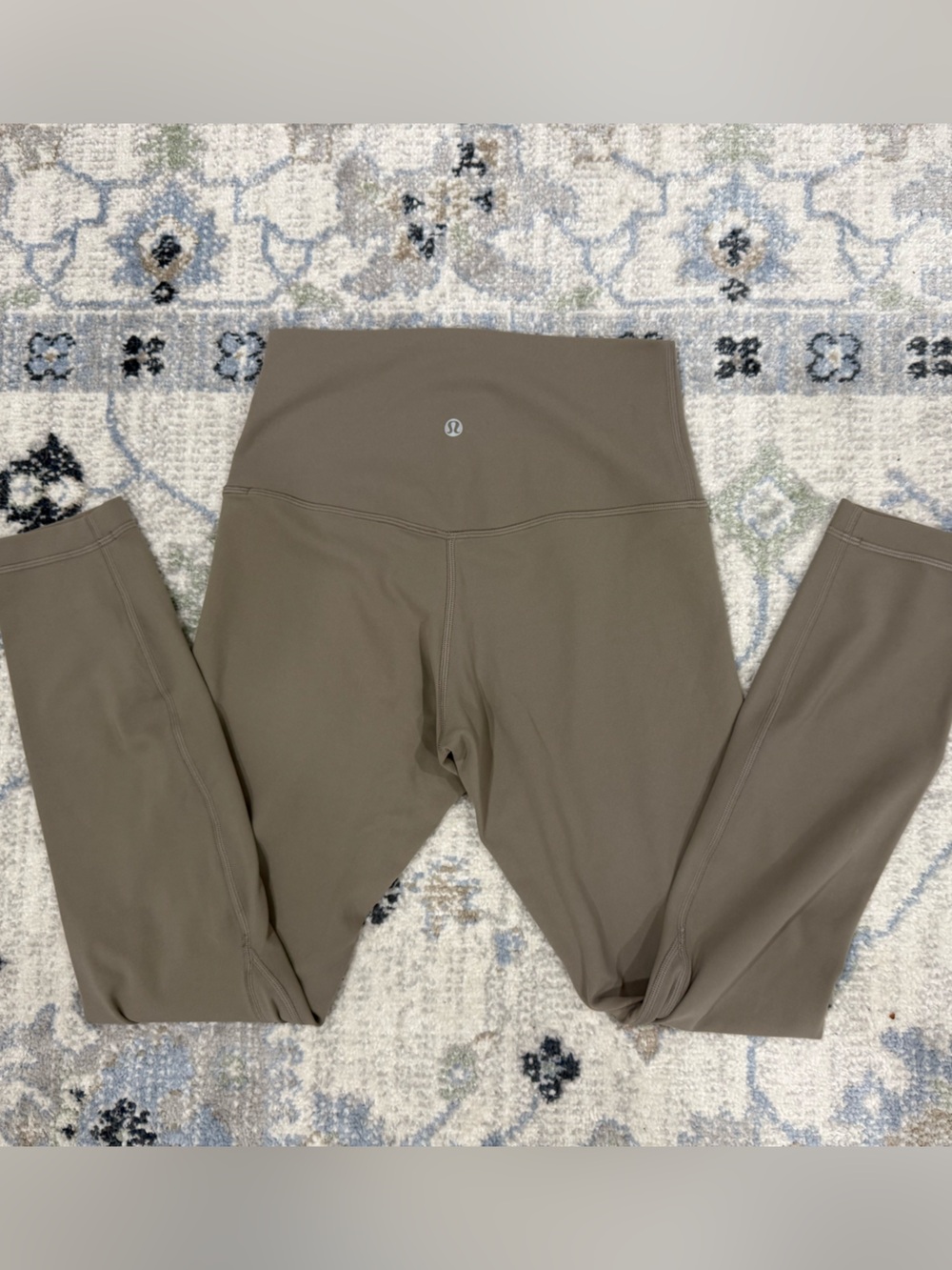 lululemon Align 25” high rise no front seam